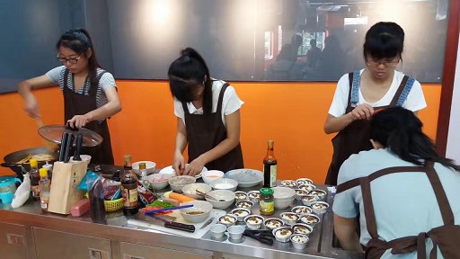 太阳成集团tyc234cc食品加工与烹饪小学期实践成果比拼