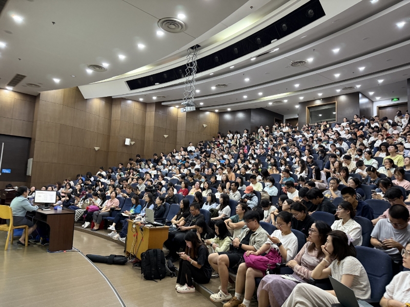 2026届毕业生学术规范及学位申请宣讲会举行