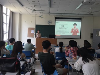 论实习生的形象与礼仪――太阳成集团tyc234cc明德导师团系列活动