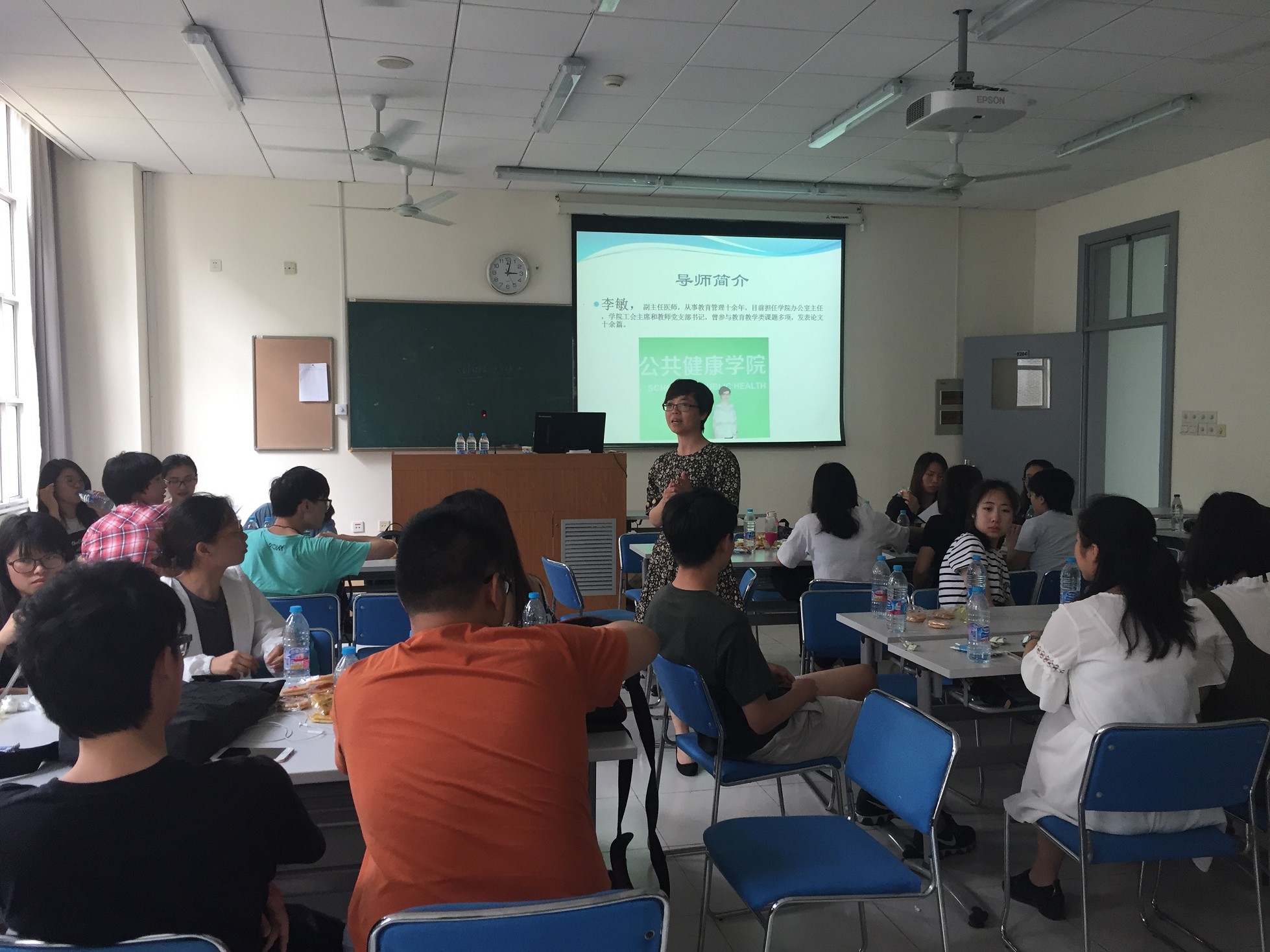 当实习生遇上带教老师――太阳成集团tyc234cc明德导师团系列活动