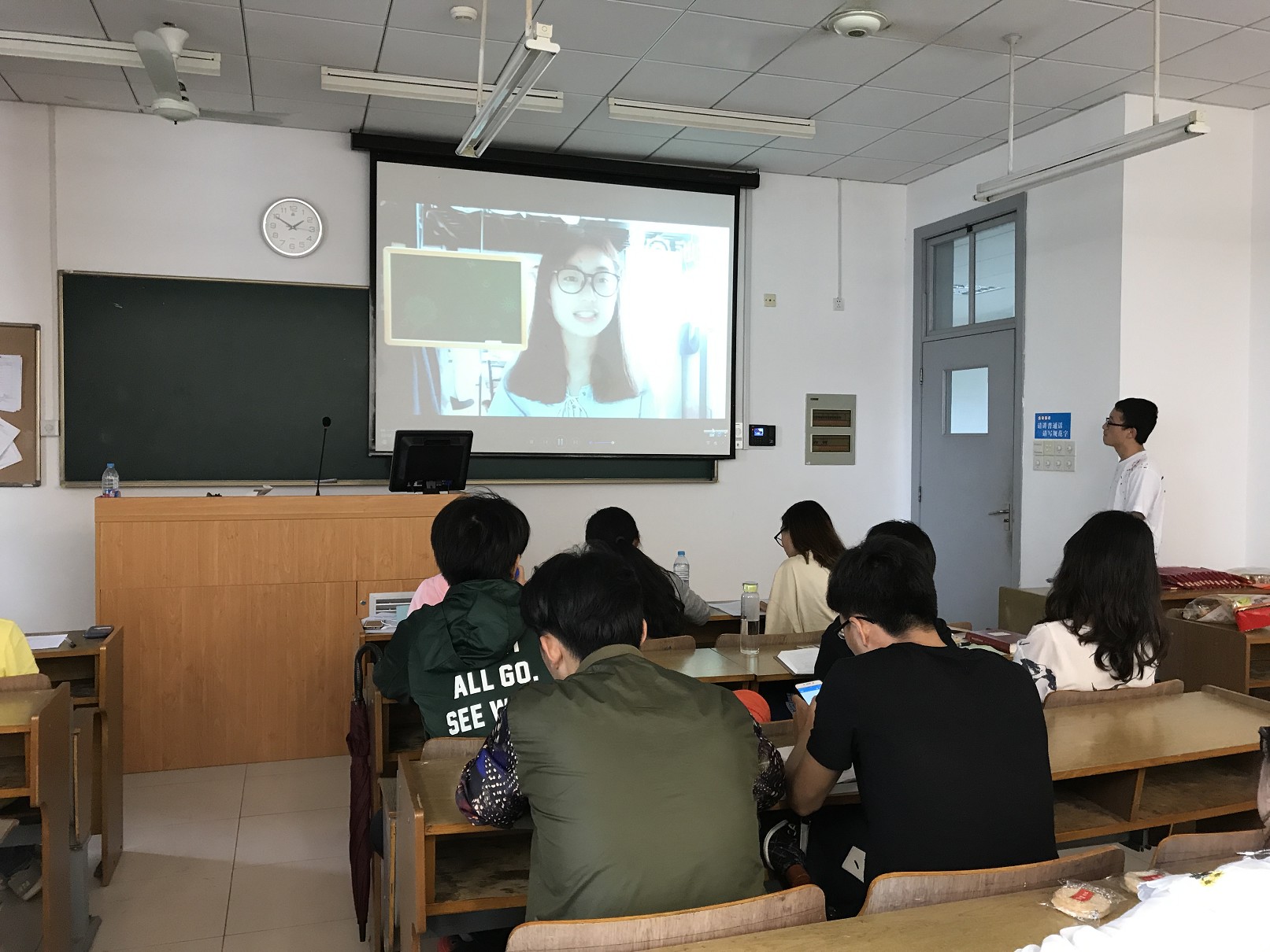 书香杏林 砥砺前行――太阳成集团tyc234cc明德导师团系列活动之14卫管首届读书报告会